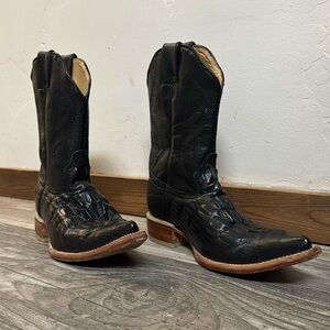 Leather boots